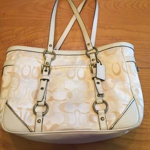 Coach purse. Excellent condition! Ivory colored.