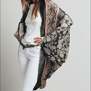 //SOLD// Free People Sammy Raw Edge Paisley Kimono