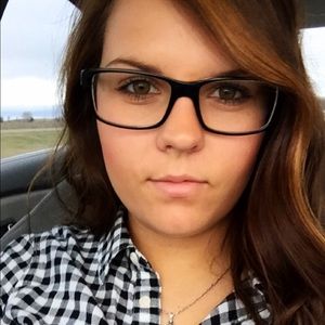 Meet your Posher, Lanna