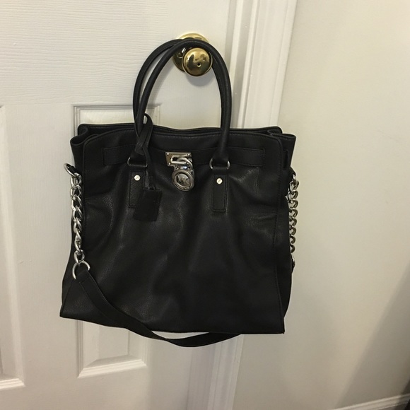 Black Michael Kors tote