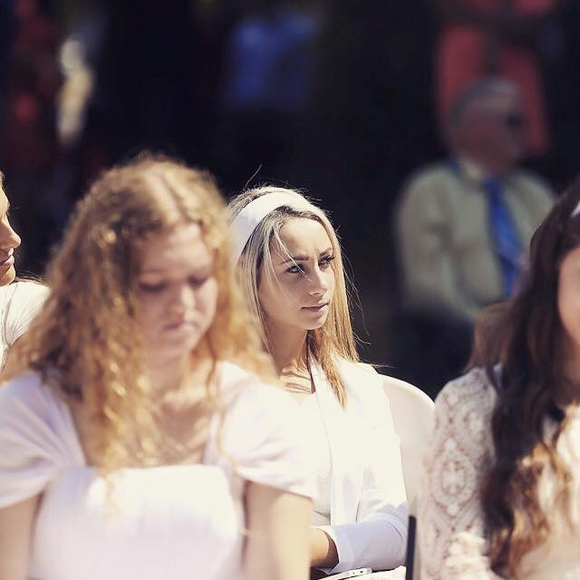 Meet your Posher, Abigail