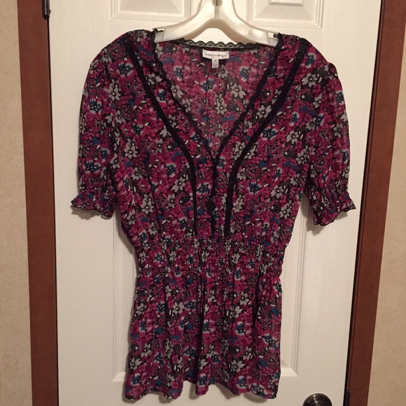 New Sheer Black/Purple Gathered Waist Top, Medium