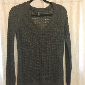 Cosy v neck knit in size small