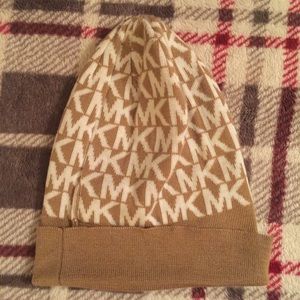 Michael Kors Tan/White Beanie