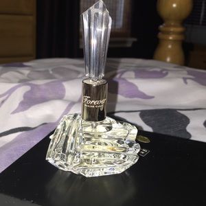Forever Mariah Carey perfume