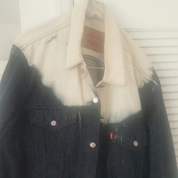 Levi's bleached jean jacket