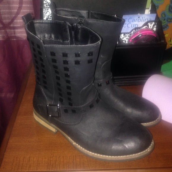 Forever 21 studded combat boots!!