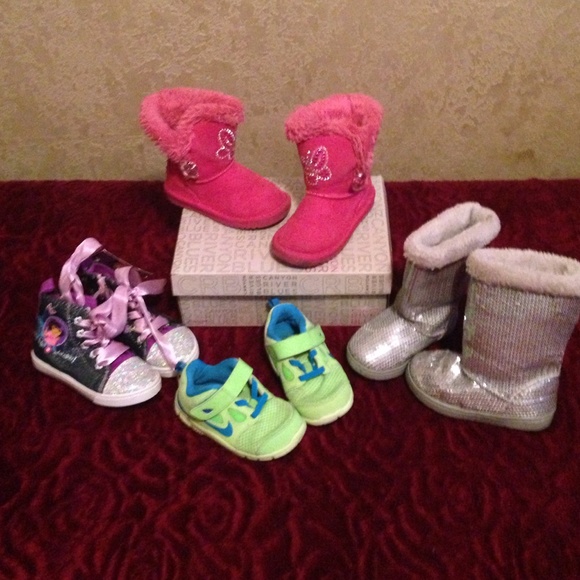 Lot of toddler girl size 8 shoes.