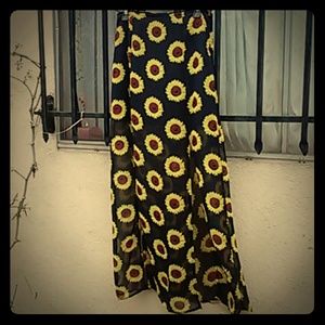 Final🌻Sale🌻Maxi dress with short skirt inside