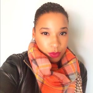 Meet your Posher, Jenny