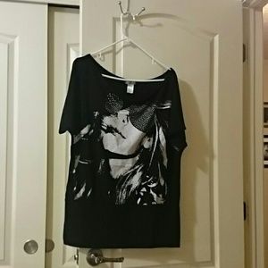 Super cute Jean top!