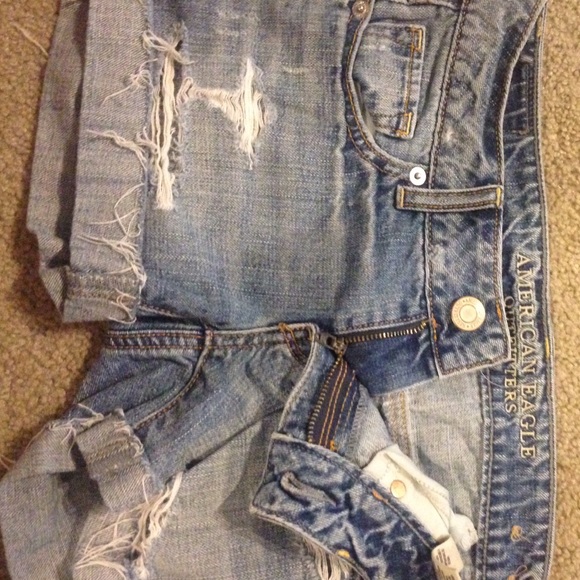 American eagle Jean ripped shorts - Picture 4 of 4