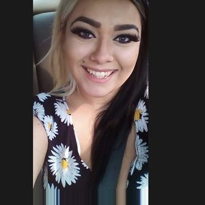 Meet your Posher, Rosalinda
