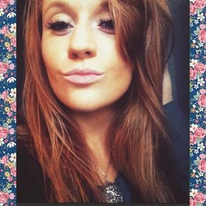 Meet your Posher, Caitlin