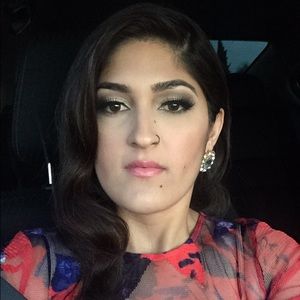 Meet your Posher, Nargues