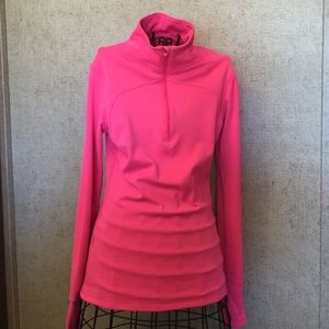 Brest cancer awareness Under Armour top