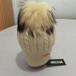 Moschino Accessories - Moschino wool hat with raccoon fur Pom Pom NWT Moschino Accessories - Moschino wool hat with raccoon fur Pom Pom NWT