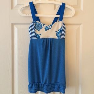 Lululemon Back on Tracktank