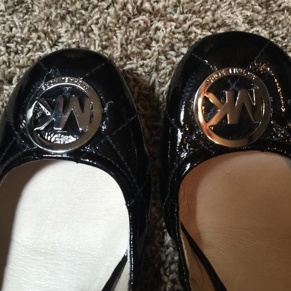 Michael Kors flats - Picture 2 of 3