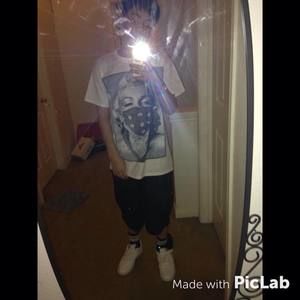 Meet your Posher, Max