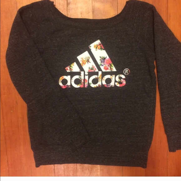 Meet your Posher, Kaila - Picture 2 of 2