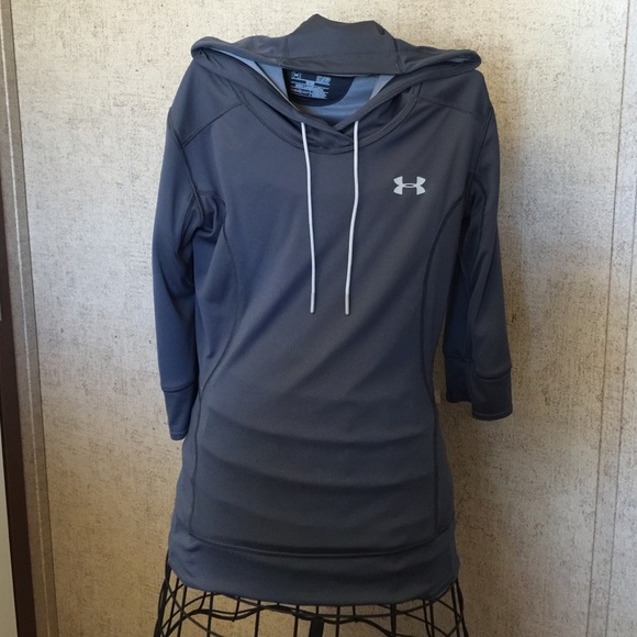 Under Armour 3/4 sleeve top