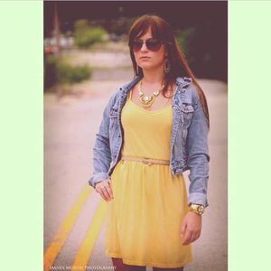 Meet your Posher, Caitlin