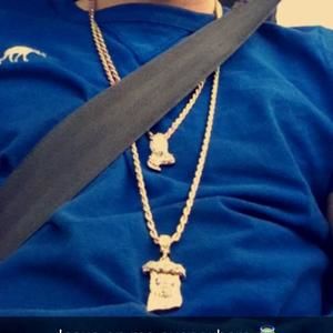 Meet your Posher, Brady