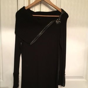 Black knitted pantent leather trim dress