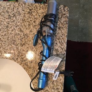 BaBylissPro Nano Titanium Spring Curling Iron
