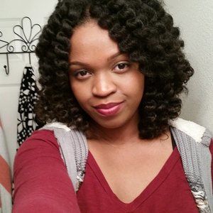 Meet your Posher, Caryne