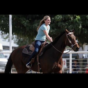 Meet your Posher, Kelsey