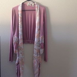 Gimmicks by BKE long sleeve cardigan!