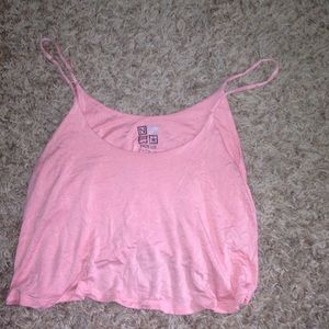 Nollie crop strappy tanktop
