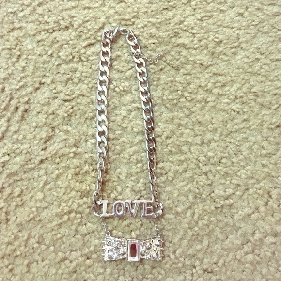 Love necklace