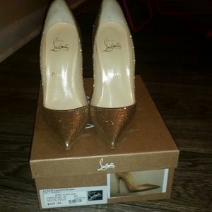 So Kate 120 gold glitter