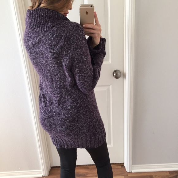 Sold • Gorgeous Purple Turtleneck Sweater - Picture 2 of 4