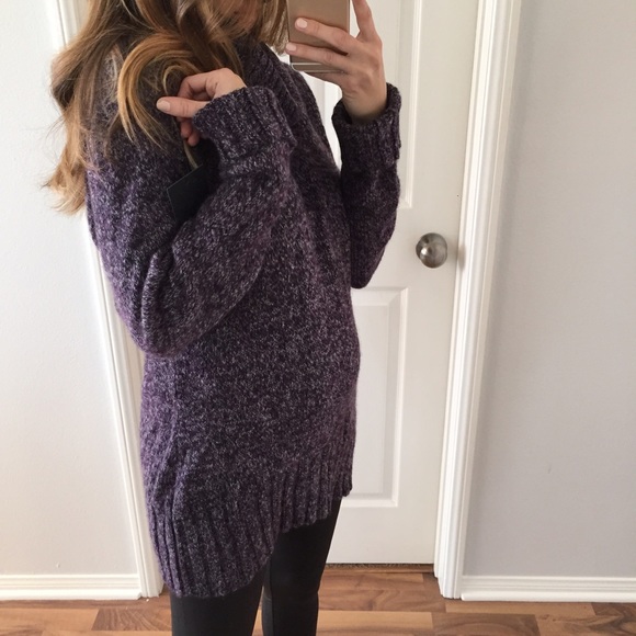 Sold • Gorgeous Purple Turtleneck Sweater - Picture 3 of 4