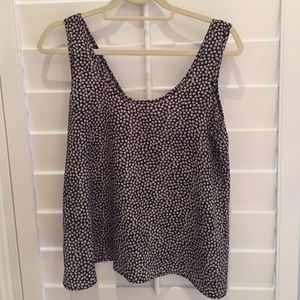 Urban outfitters adorable top with stars!