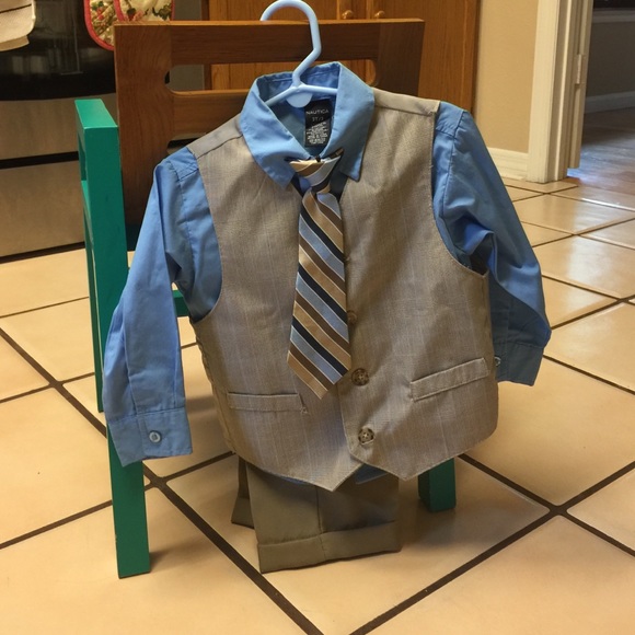 4 piece pant/vest combo for toddler!