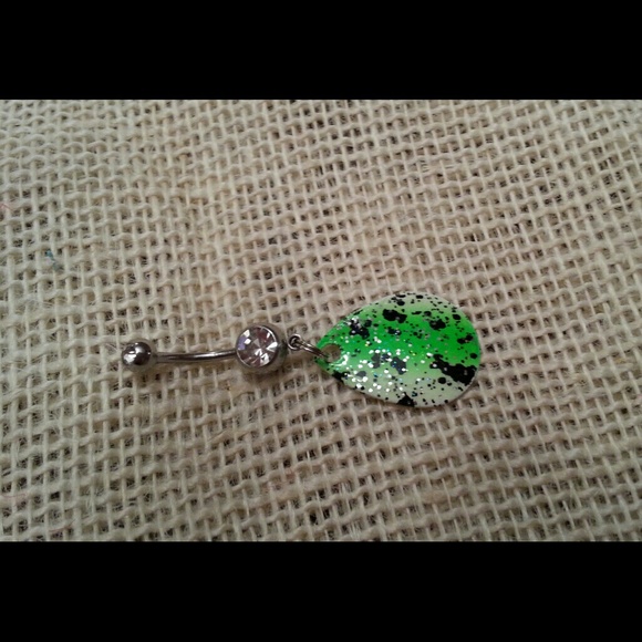 Lure belly button ring