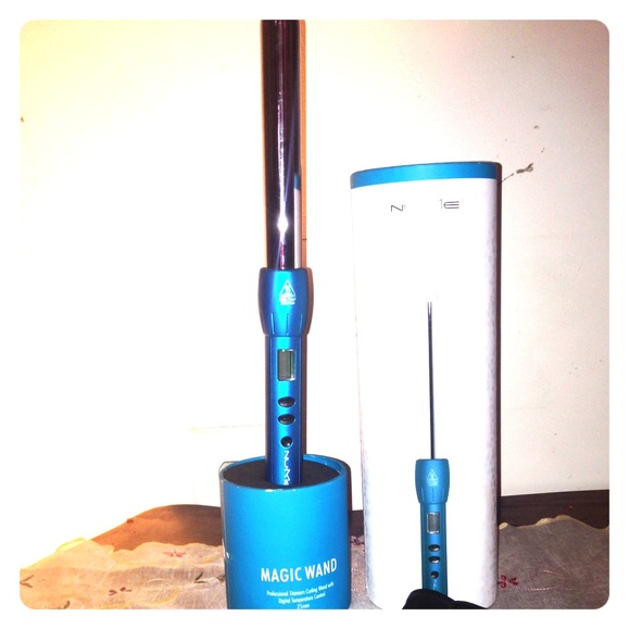 Nume hair curling iron