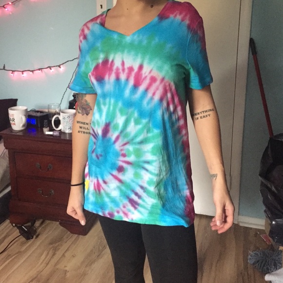 XL Tie-Dye Ruby, Blue, and Green V neck.