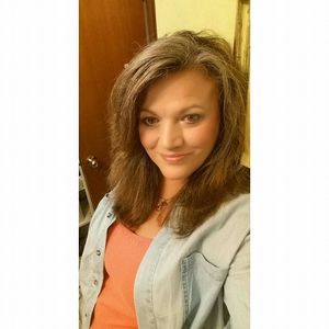 Meet your Posher, Connie