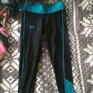 Long Under Armour compression pants