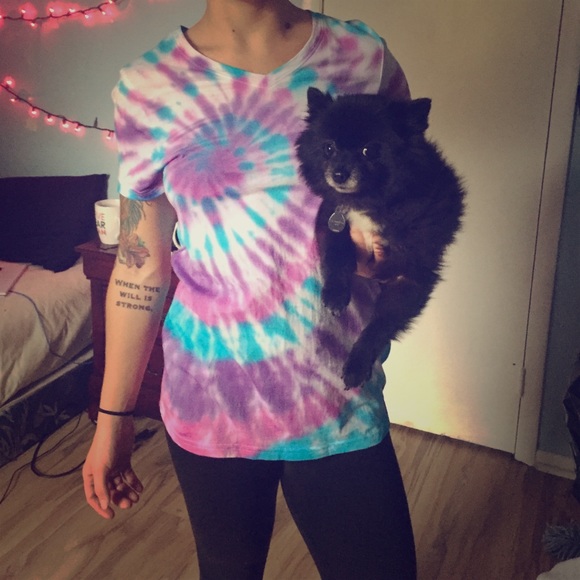 M Tie-Dye D Purple, L Purple, and Blue V neck