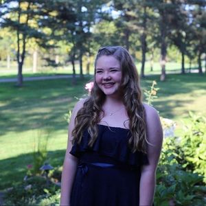 Meet your Posher, Abbi