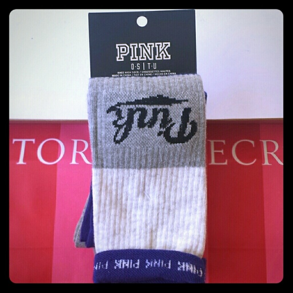 PINK Victoria's Secret Accessories - New! PINK 2 pack knee socks