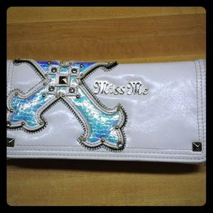 Miss Me Wallet