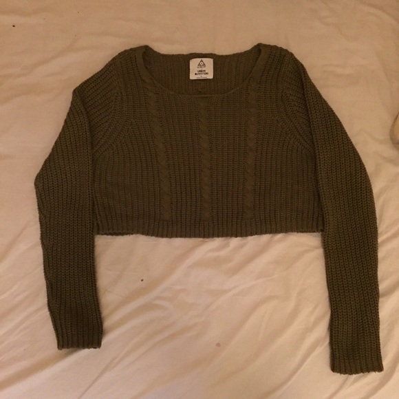 UNIF X UO Cropped Cable-Knit Sweater